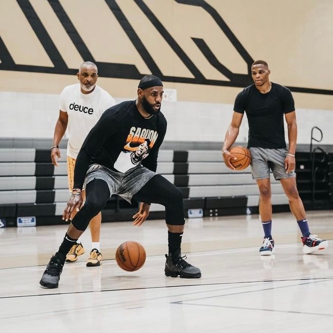 首层合拢后 首层合拢后